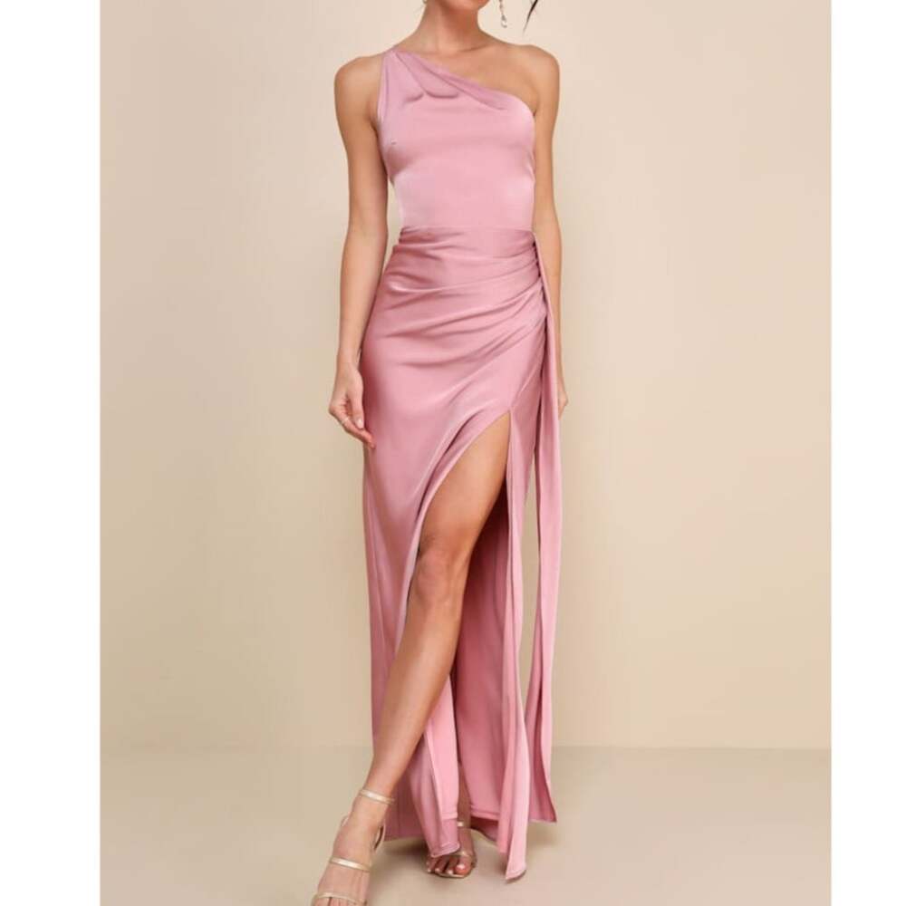 NEW Lulus Signature Elegance Rose Satin One-Shoulder Pleated Tulip Maxi Dress XS
